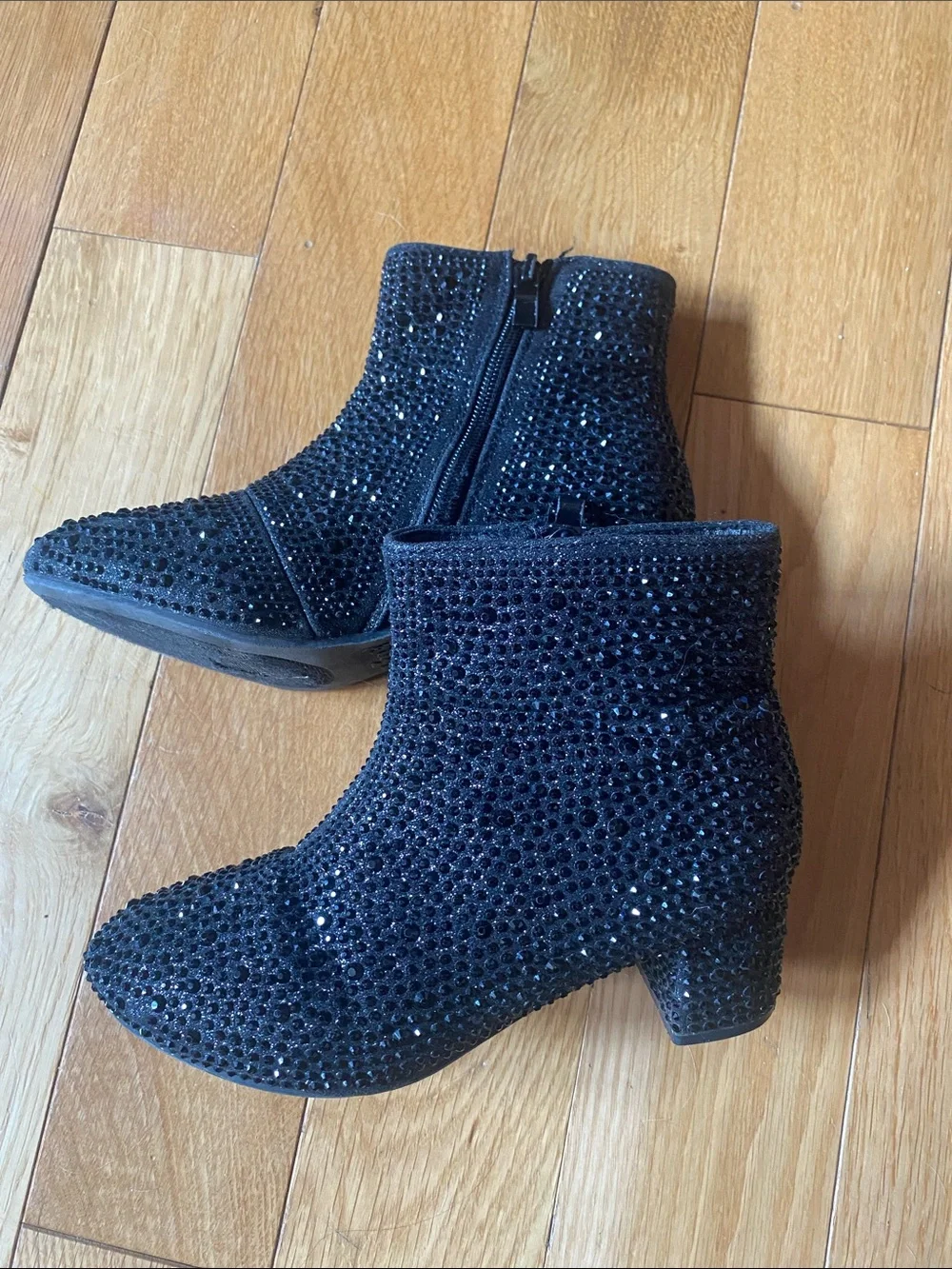 Little kids sparkly boots